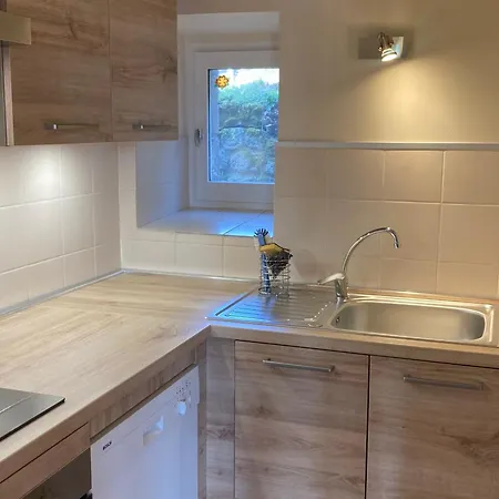 Polignac, 4 Pièces, 6 Personnes - Fr-1-582-119 Casa vacanze