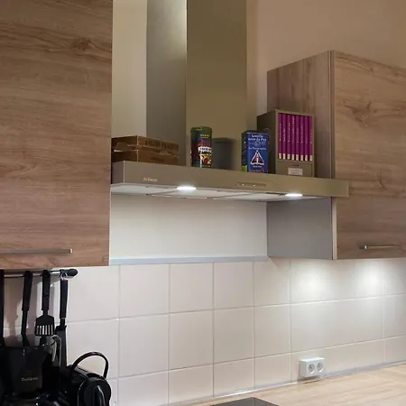 Polignac, 4 Pièces, 6 Personnes - Fr-1-582-119 Polignac (Haute-Loire)