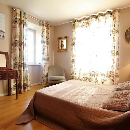 Casa vacanze Polignac, 4 Pièces, 6 Personnes - Fr-1-582-119 Polignac (Haute-Loire)